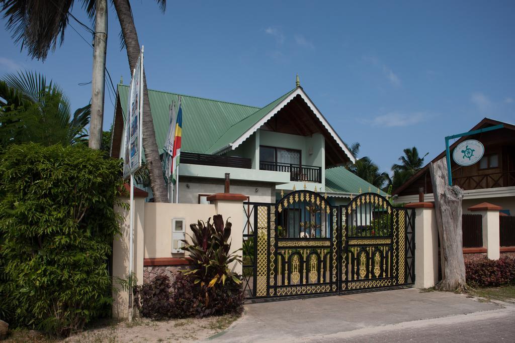 Le Relax Beach House La Digue Exteriör bild